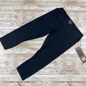 Sold. NoBull Project Women’s Cropped leggings